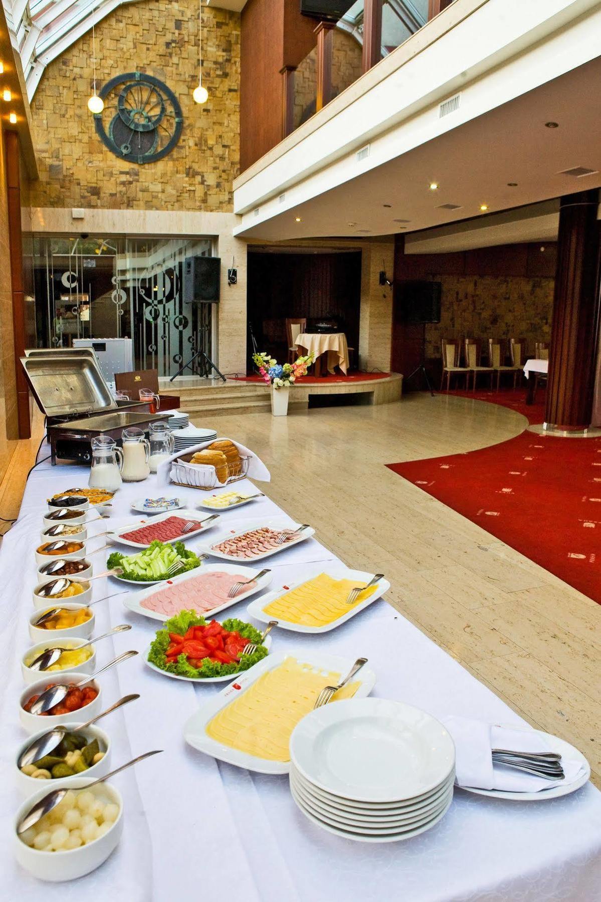 Praha Park Hotel 乌日霍罗德 外观 照片